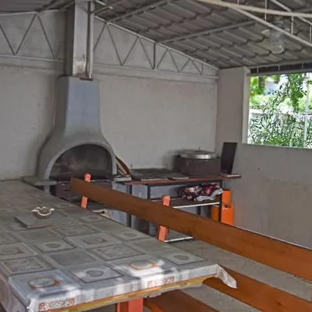 Bright & Spacious With Terrace In Stinjan Apartment *