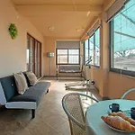 Bright & Spacious With Terrace In Stinjan شقة